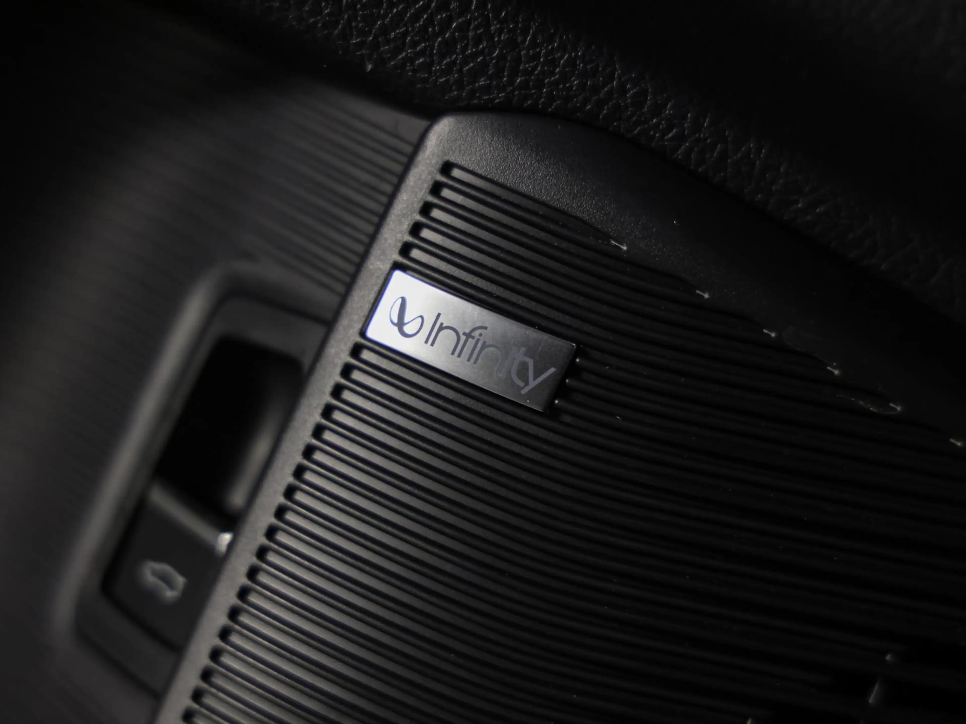 BYD Seal U PHEV Boost LEDER SD NAVI SHZ PDC KLIMA BT — photo 15