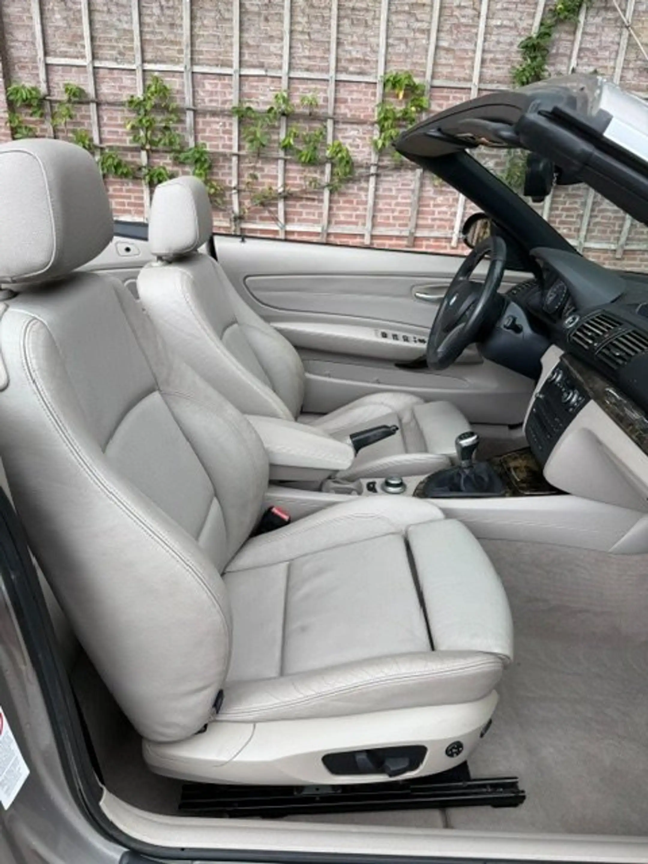 BMW 125 Cabrio / mem Sport St / Stoelverw / Navi / Cruise — photo 14