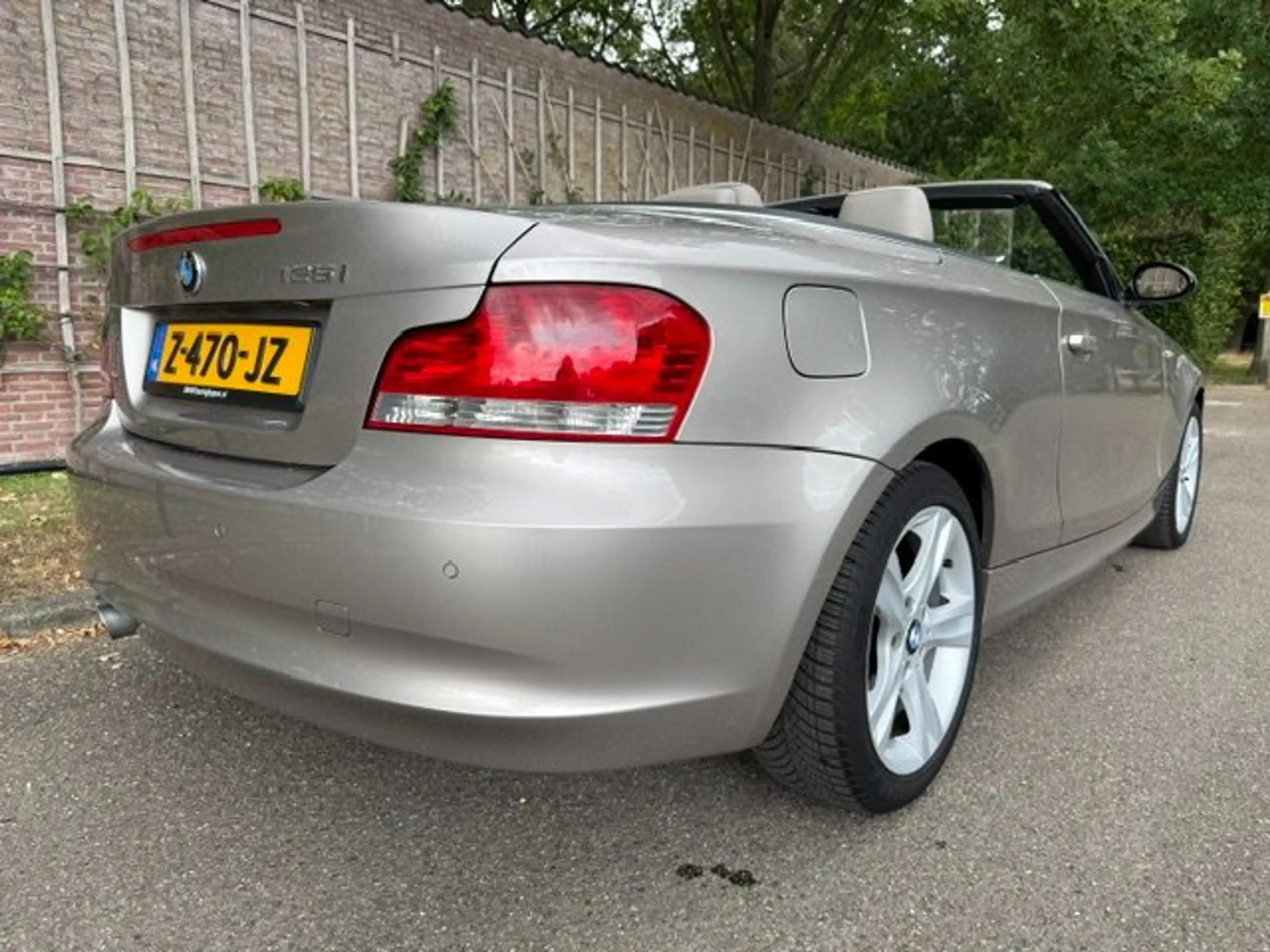BMW 125 Cabrio / mem Sport St / Stoelverw / Navi / Cruise — photo 10