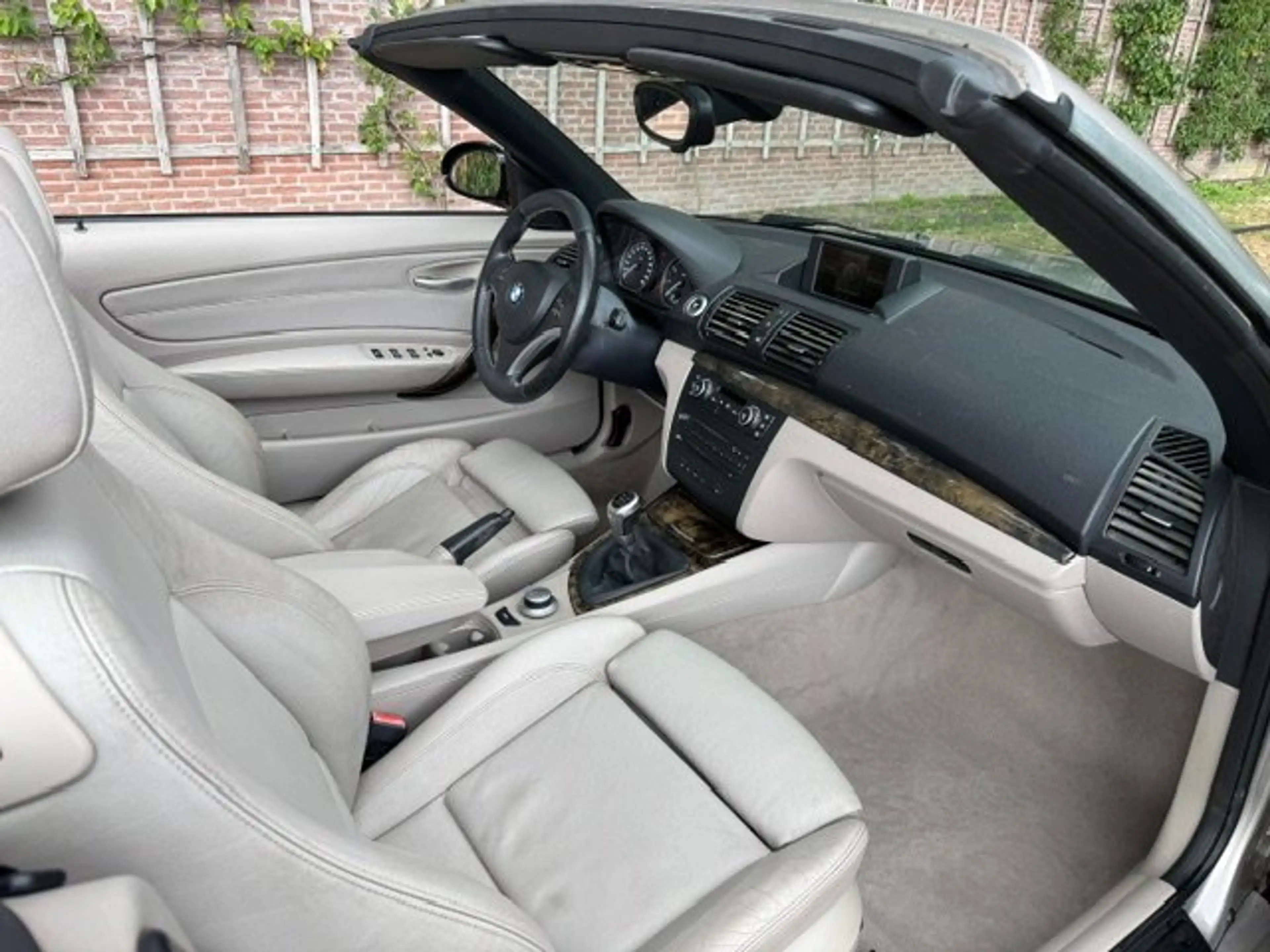 BMW 125 Cabrio / mem Sport St / Stoelverw / Navi / Cruise — photo 13