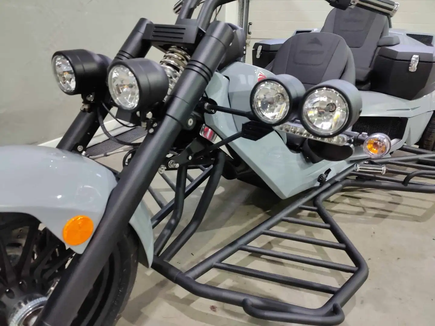 Rewaco Trike PUR3 EXPLORER |140 PS| Automatik Grey - 2