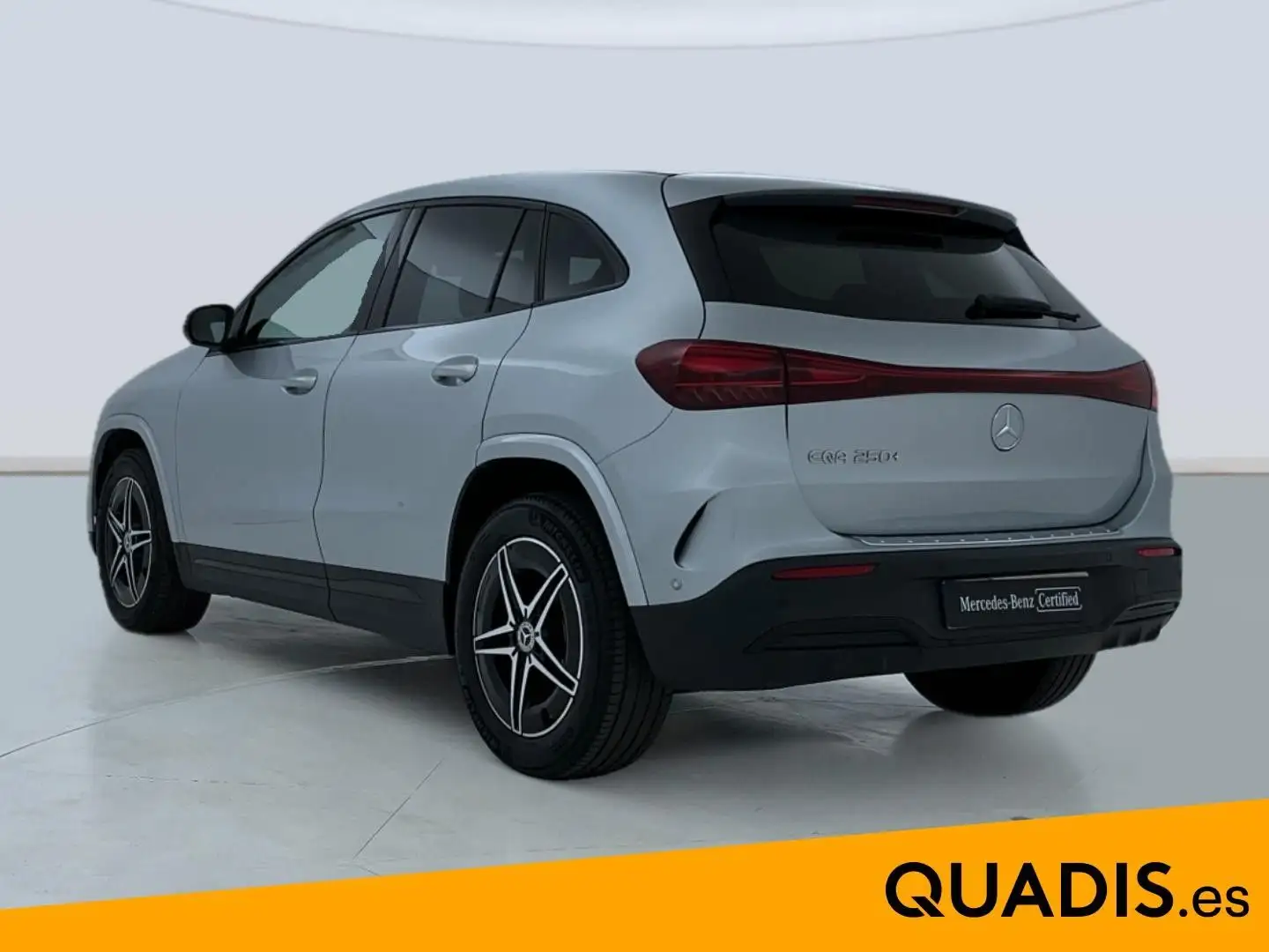 Mercedes-Benz EQA 250 + Plateado - 2