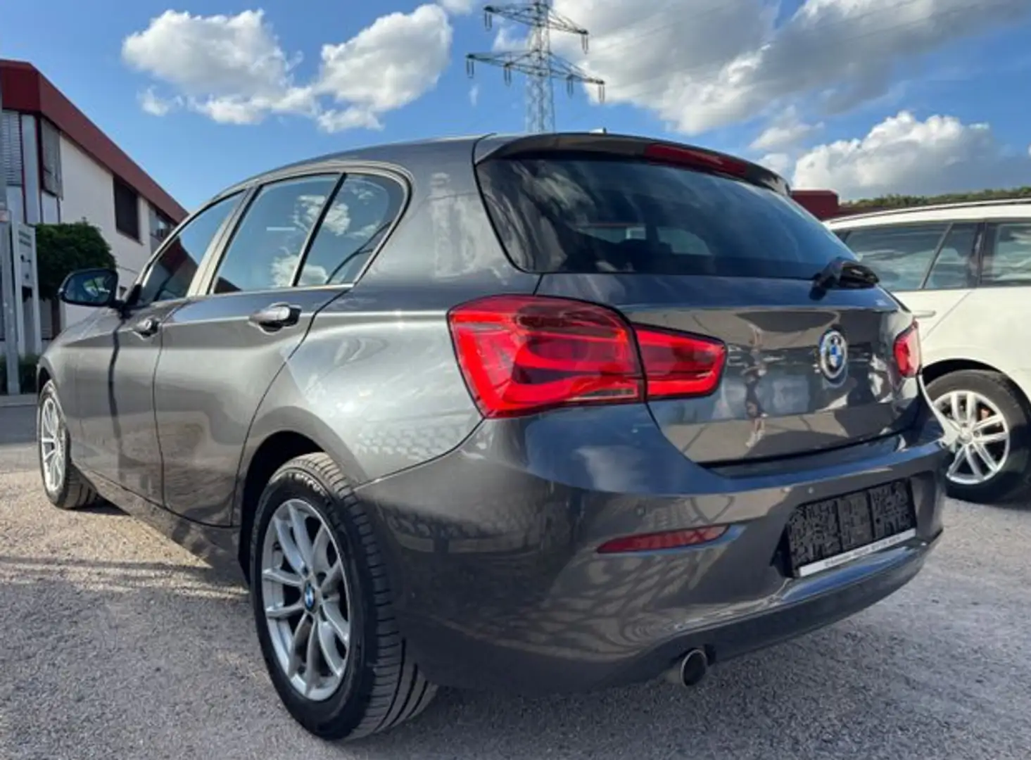 BMW 116 116dA - 2