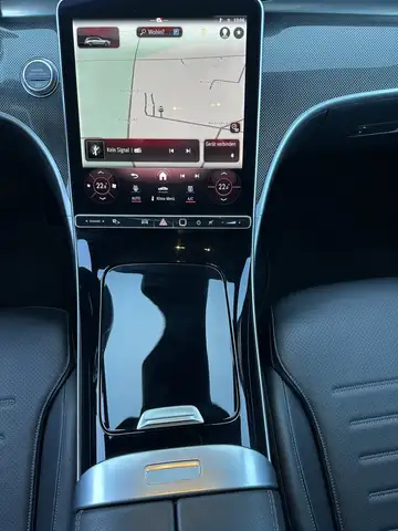 Mercedes-Benz C Class view 12