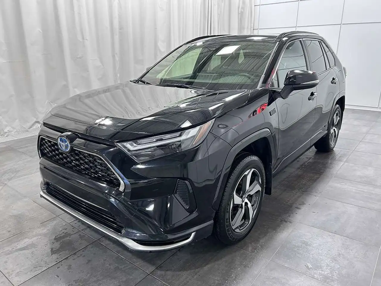 Toyota RAV 4 Prime снимка Toyota RAV 4 Prime