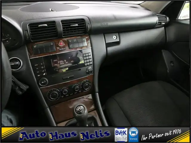 Mercedes-Benz C-Class view 16