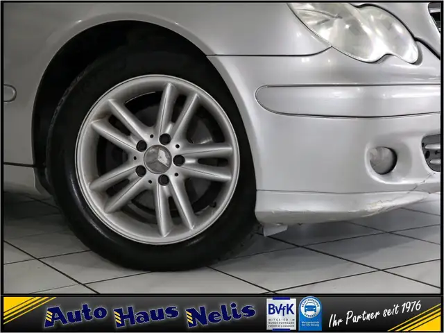 Mercedes-Benz C-Class view 2