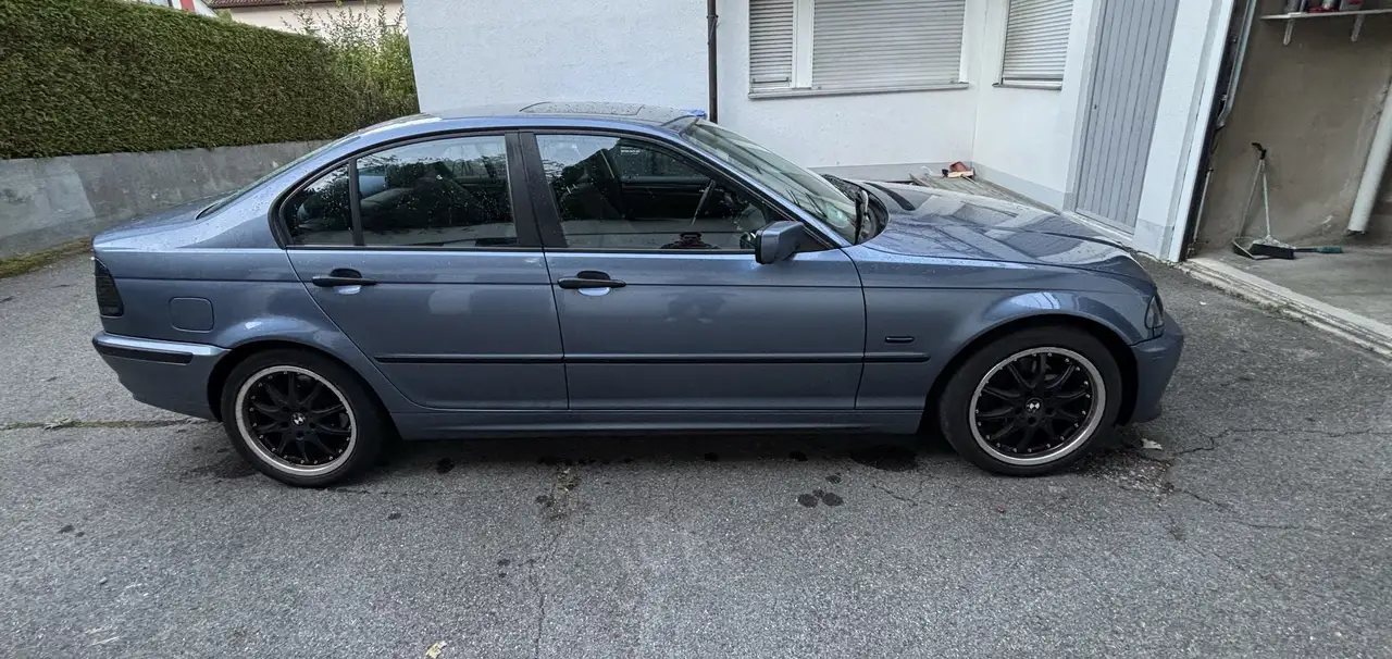 BMW 318i, foto 5
