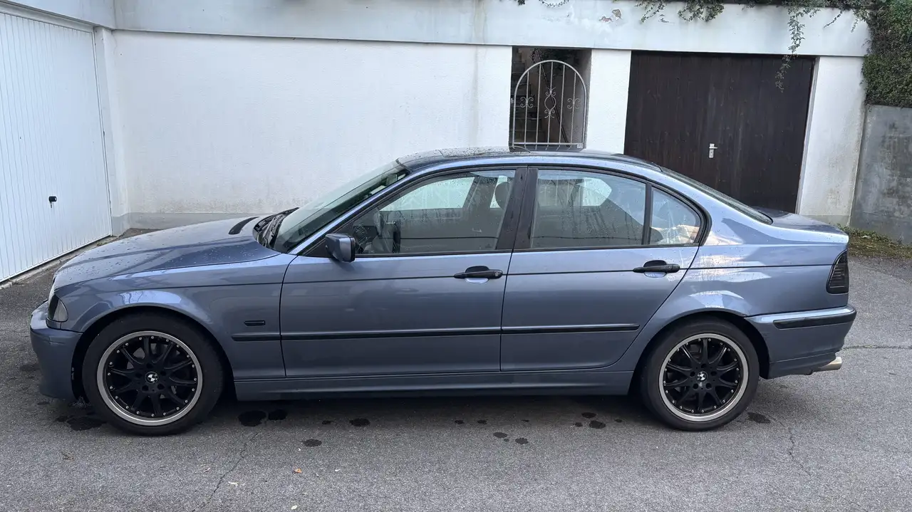 BMW 318i, foto 6