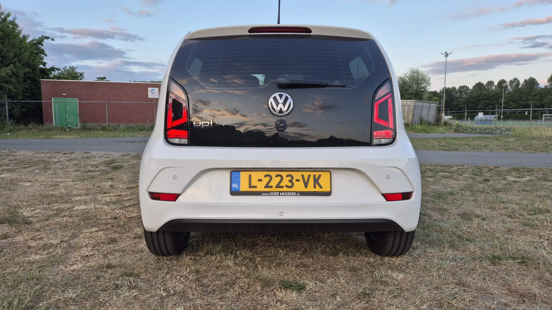 Volkswagen up! 1.0 BMT beats Wit - 2