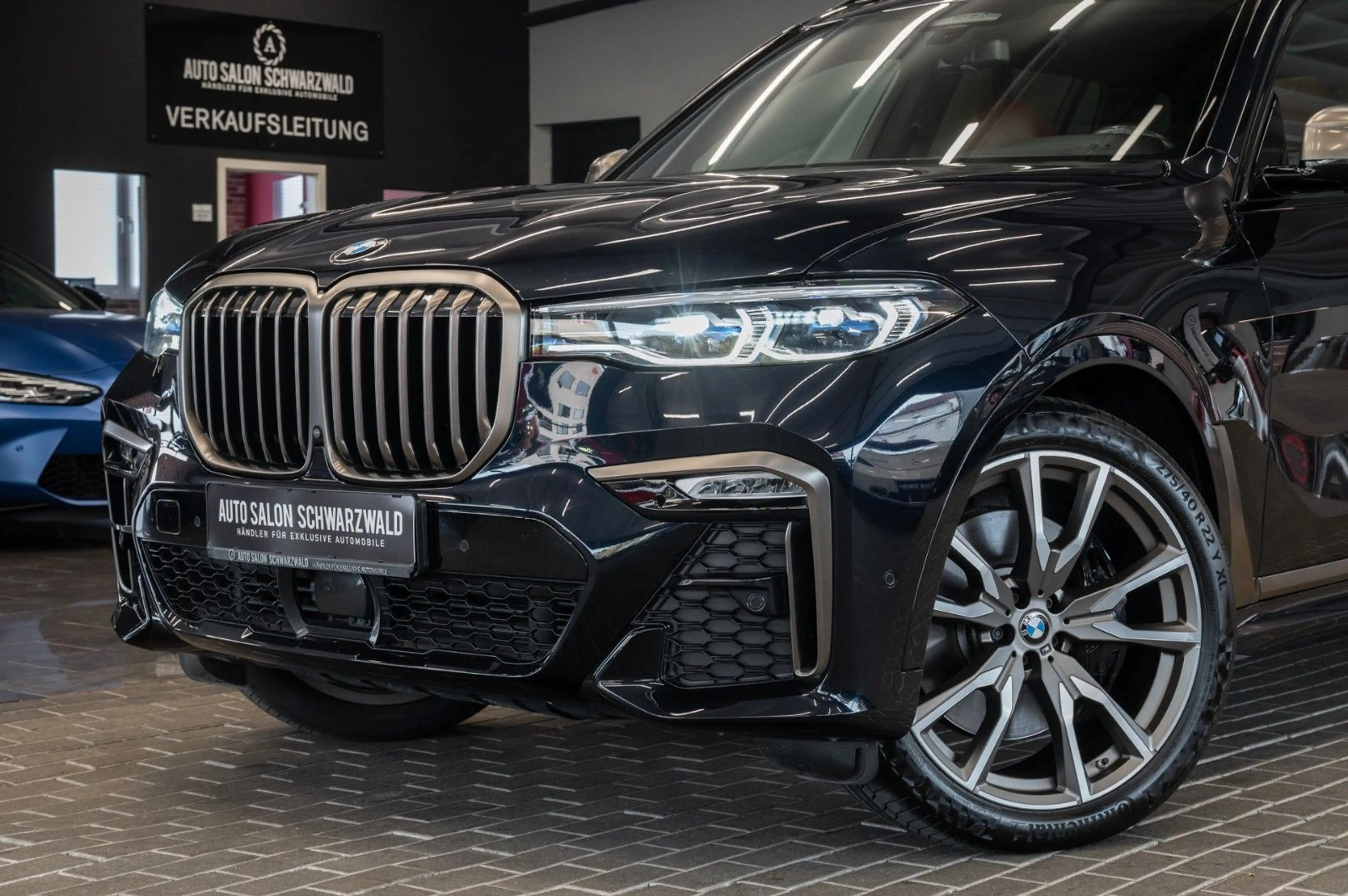 BMW X7 M i xDrive|M-AGA|PANO|BMW INDIVIDUAL|STDHZ — photo 3