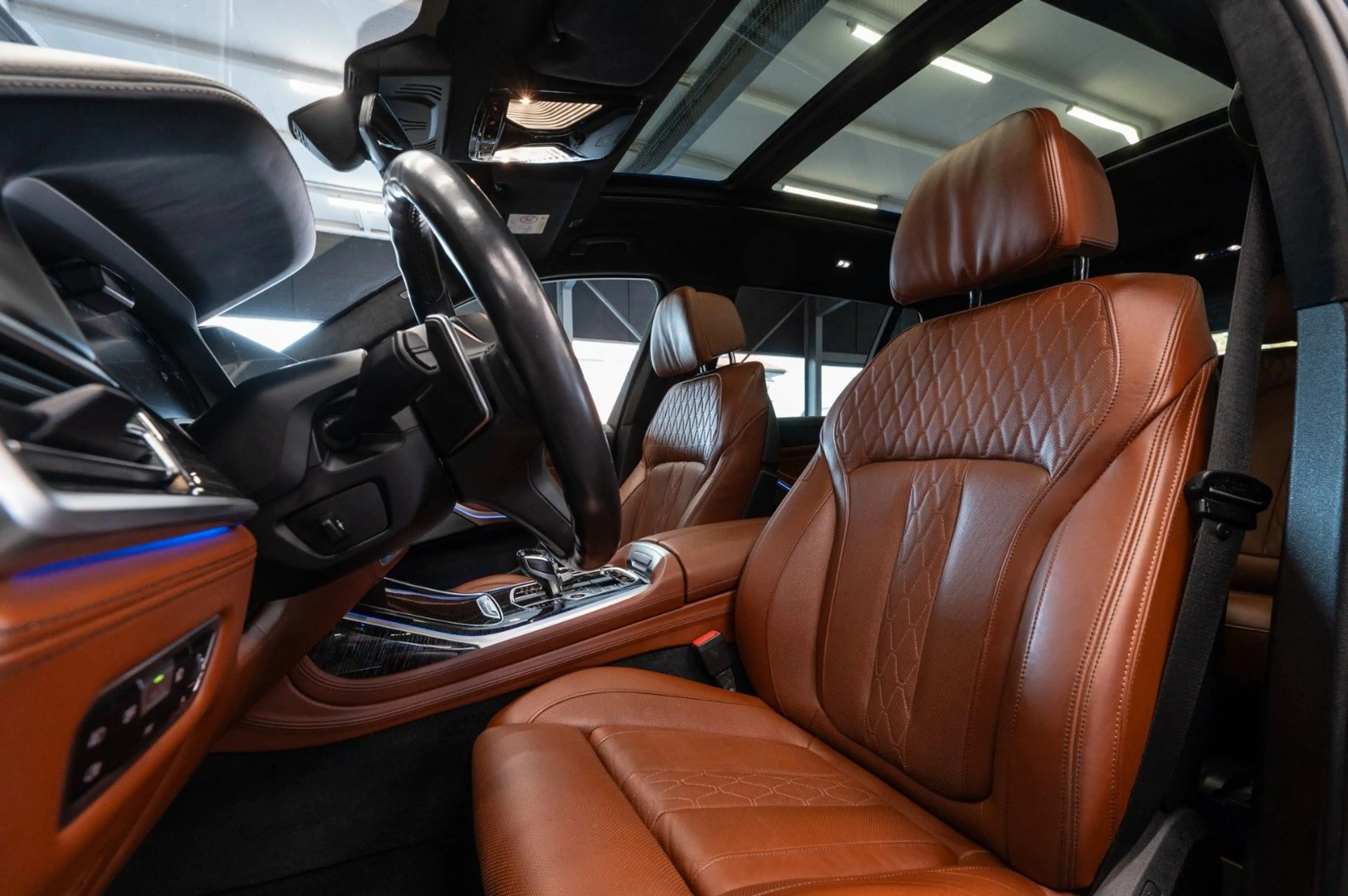 BMW X7 M i xDrive|M-AGA|PANO|BMW INDIVIDUAL|STDHZ — photo 13