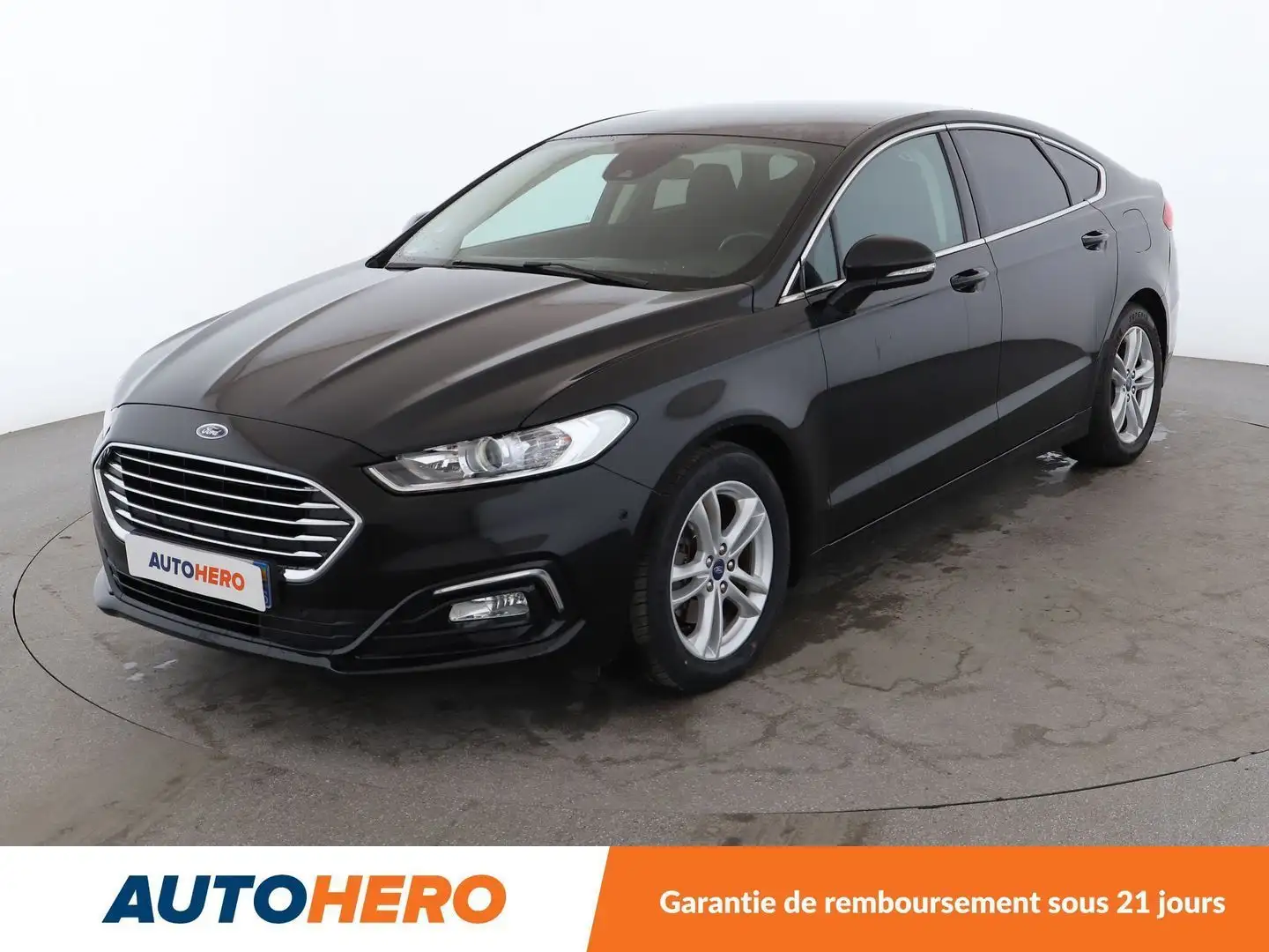 Ford Mondeo 2.0 EcoBlue Titanium Auto Чёрный - 1