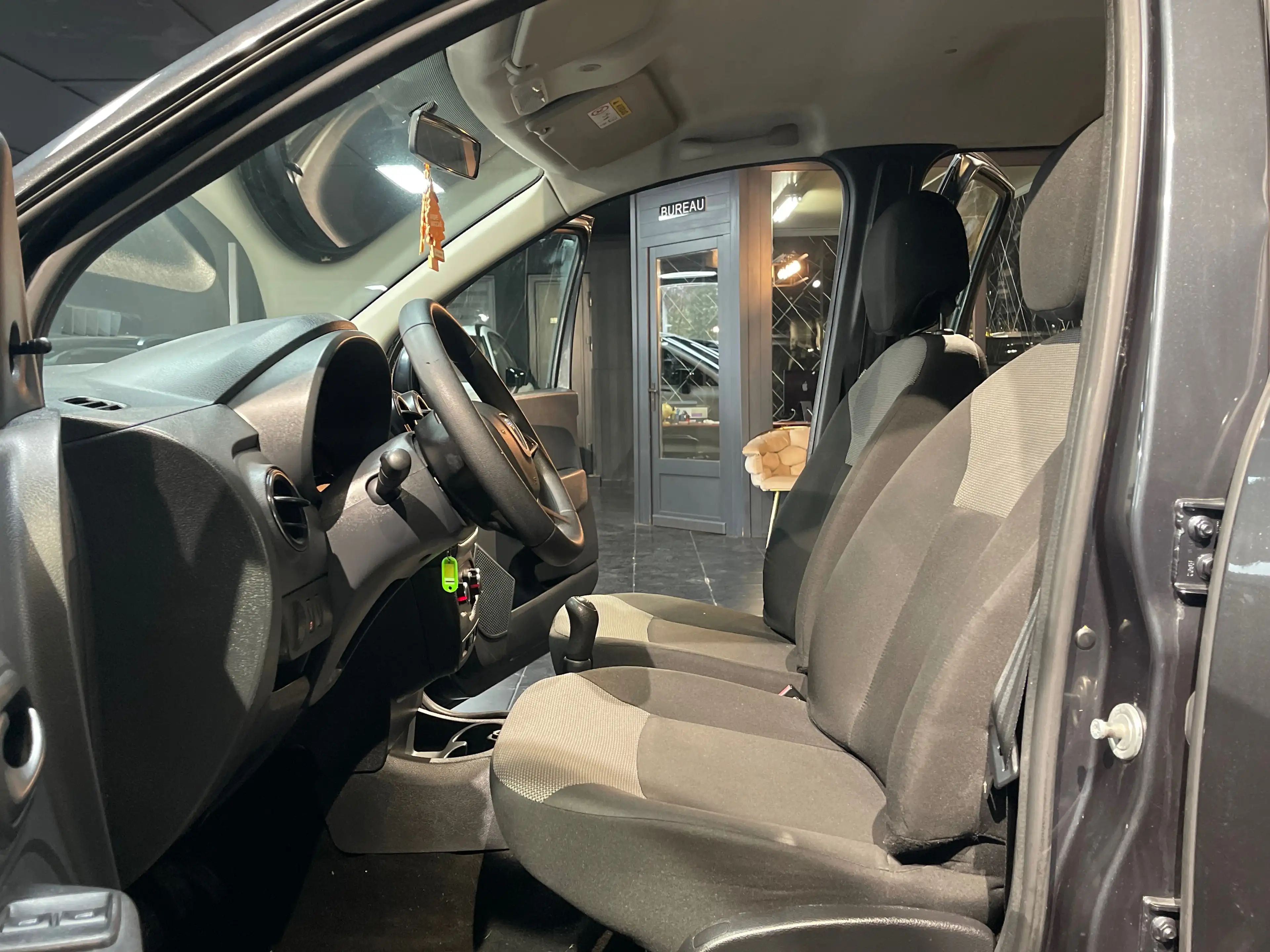 Dacia Lodgy 1.6i 7pl.*GARANTIE 1AN*1ER MAIN — photo 8