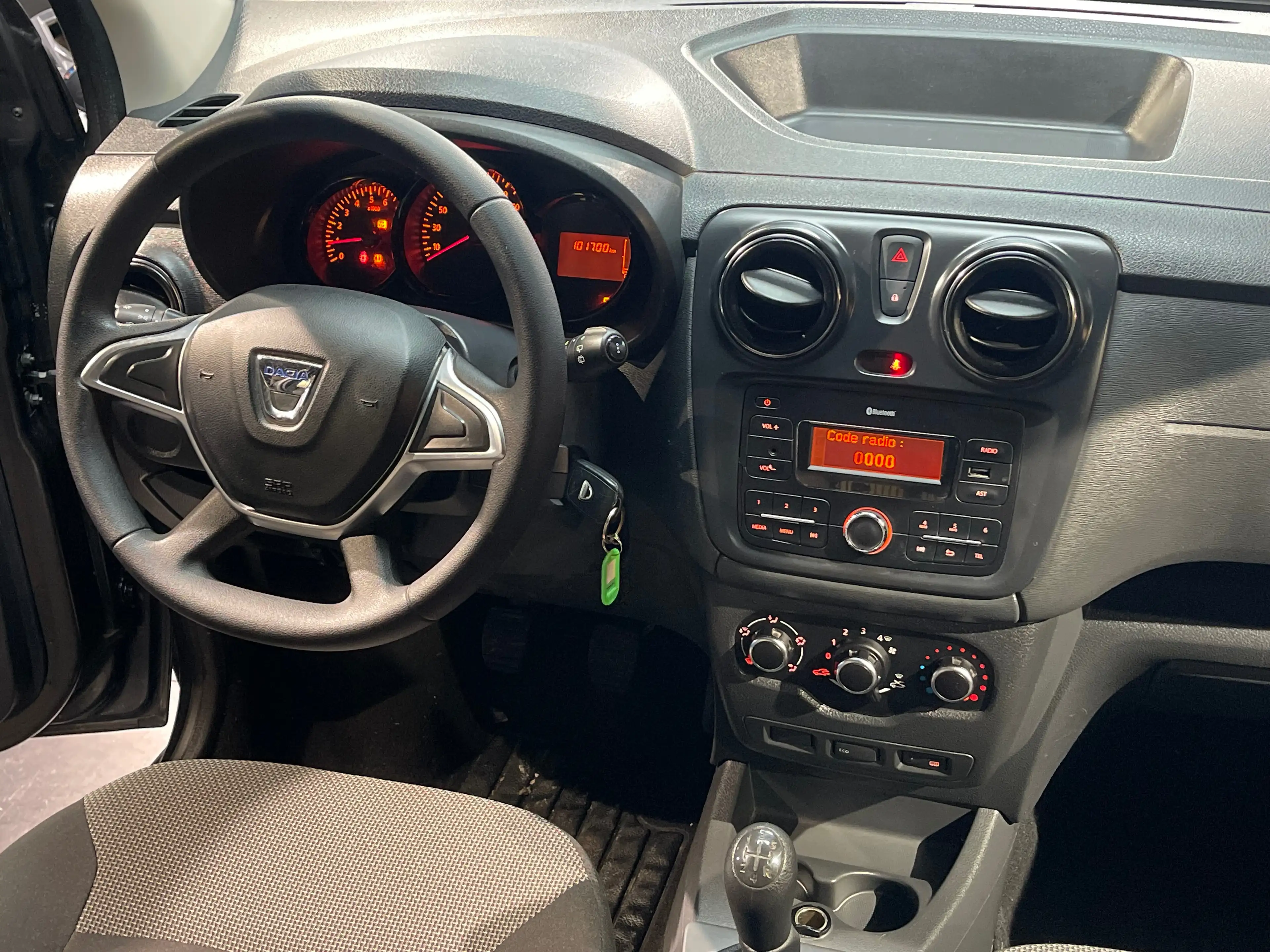 Dacia Lodgy 1.6i 7pl.*GARANTIE 1AN*1ER MAIN — photo 10