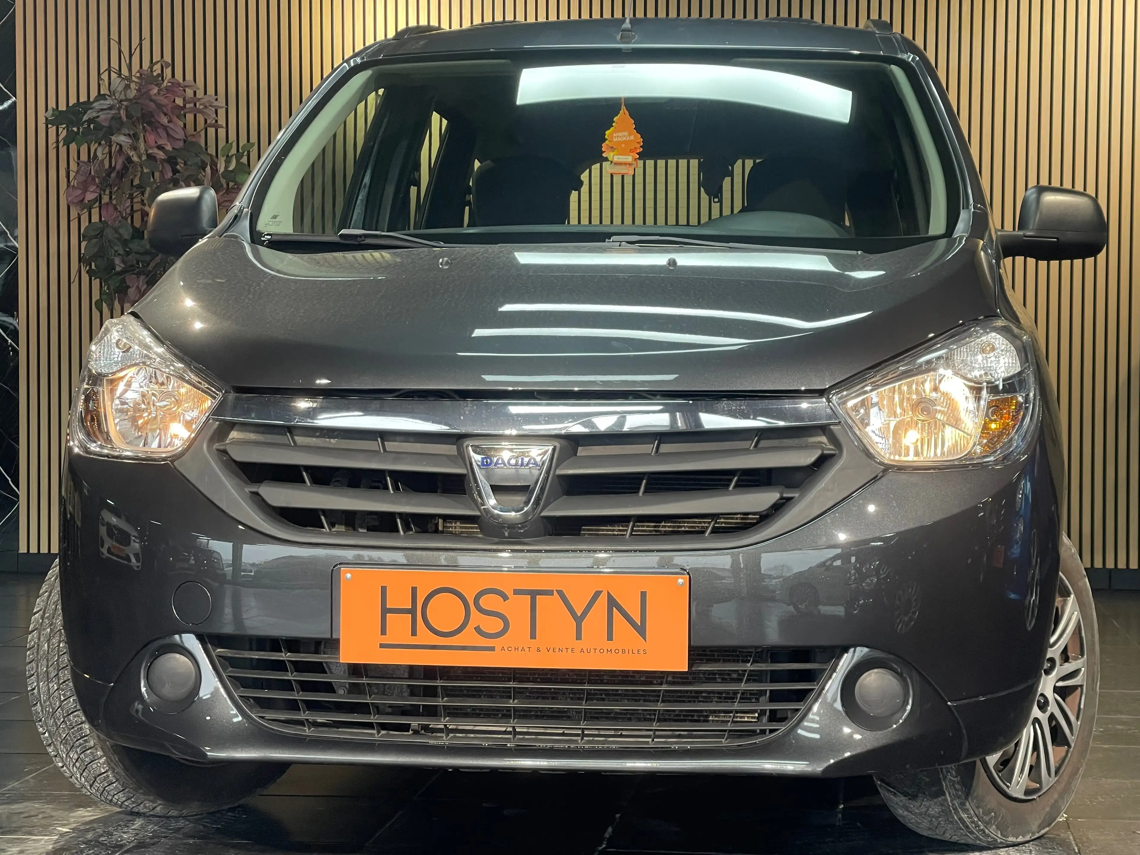 Dacia Lodgy 1.6i 7pl.*GARANTIE 1AN*1ER MAIN
