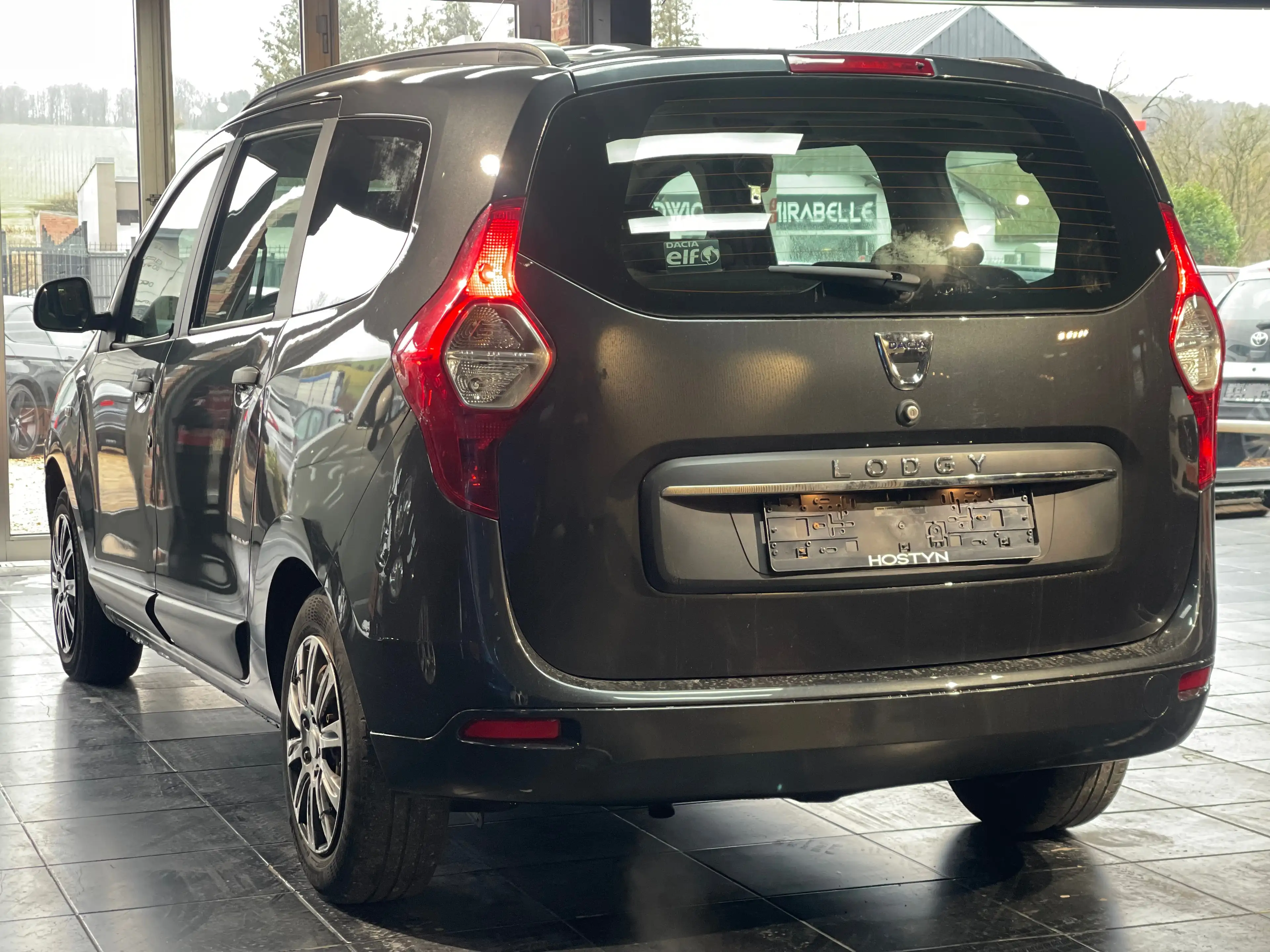 Dacia Lodgy 1.6i 7pl.*GARANTIE 1AN*1ER MAIN — photo 2