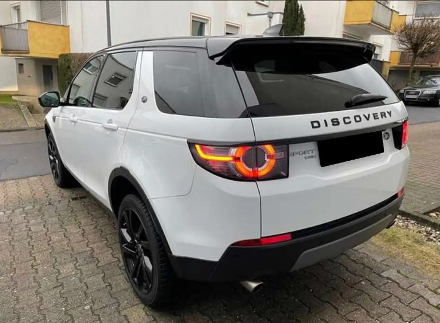 Land Rover Discovery Sport 2.0 TD4 180 CV N1 AUTOCARRO Black - 2