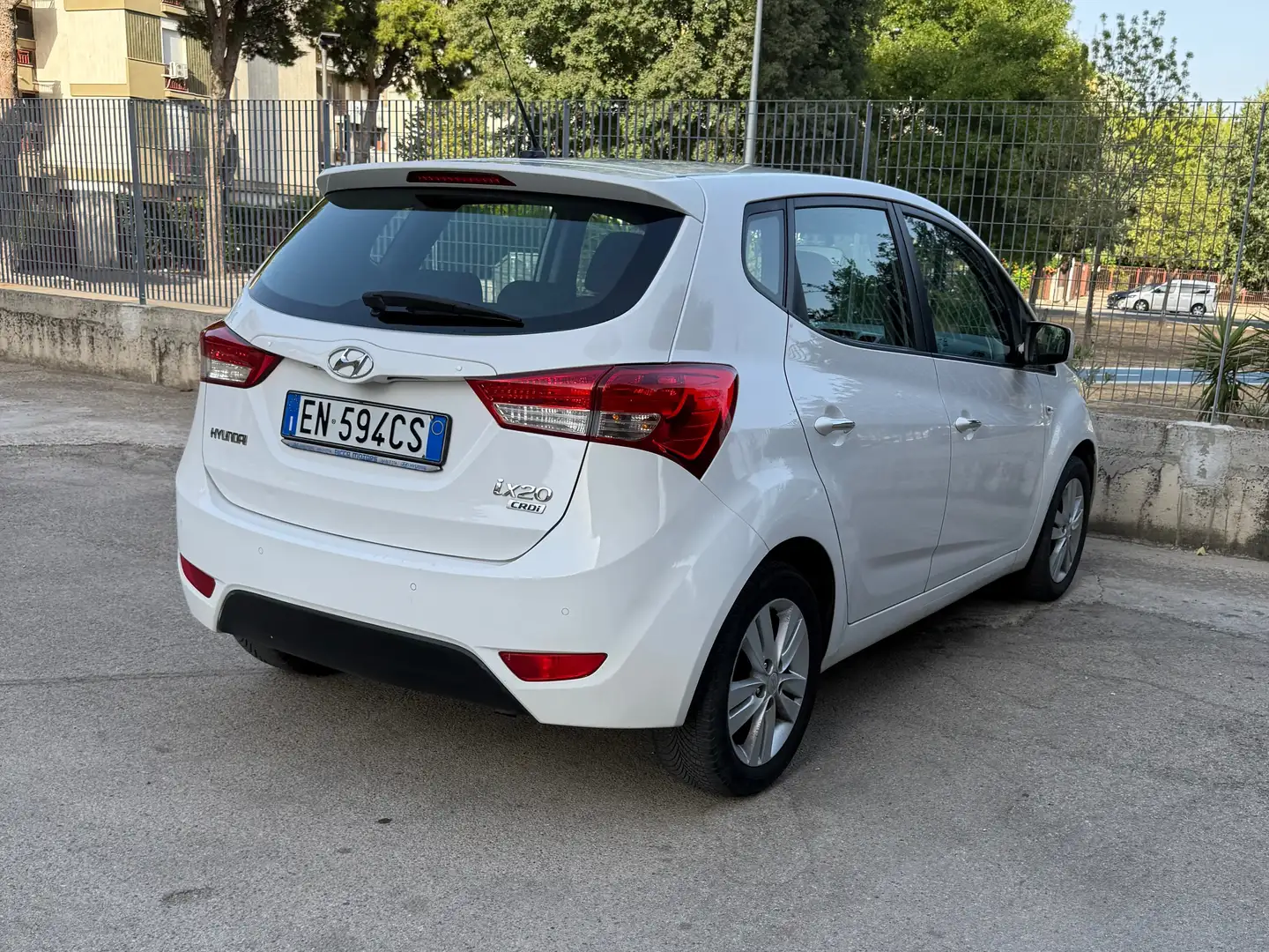 Hyundai iX20 ix201.4 crdi Style 90cv Bianco - 1