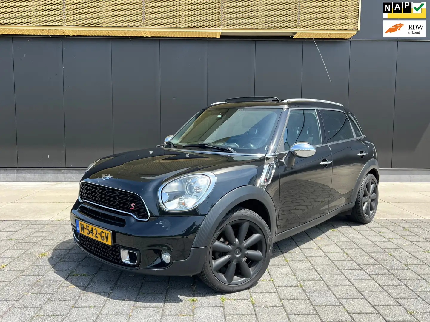 MINI Cooper S Countryman Mini 1.6 Autom|Navi|Stoelverw|PDC|Cruise|John Coop Noir - 1
