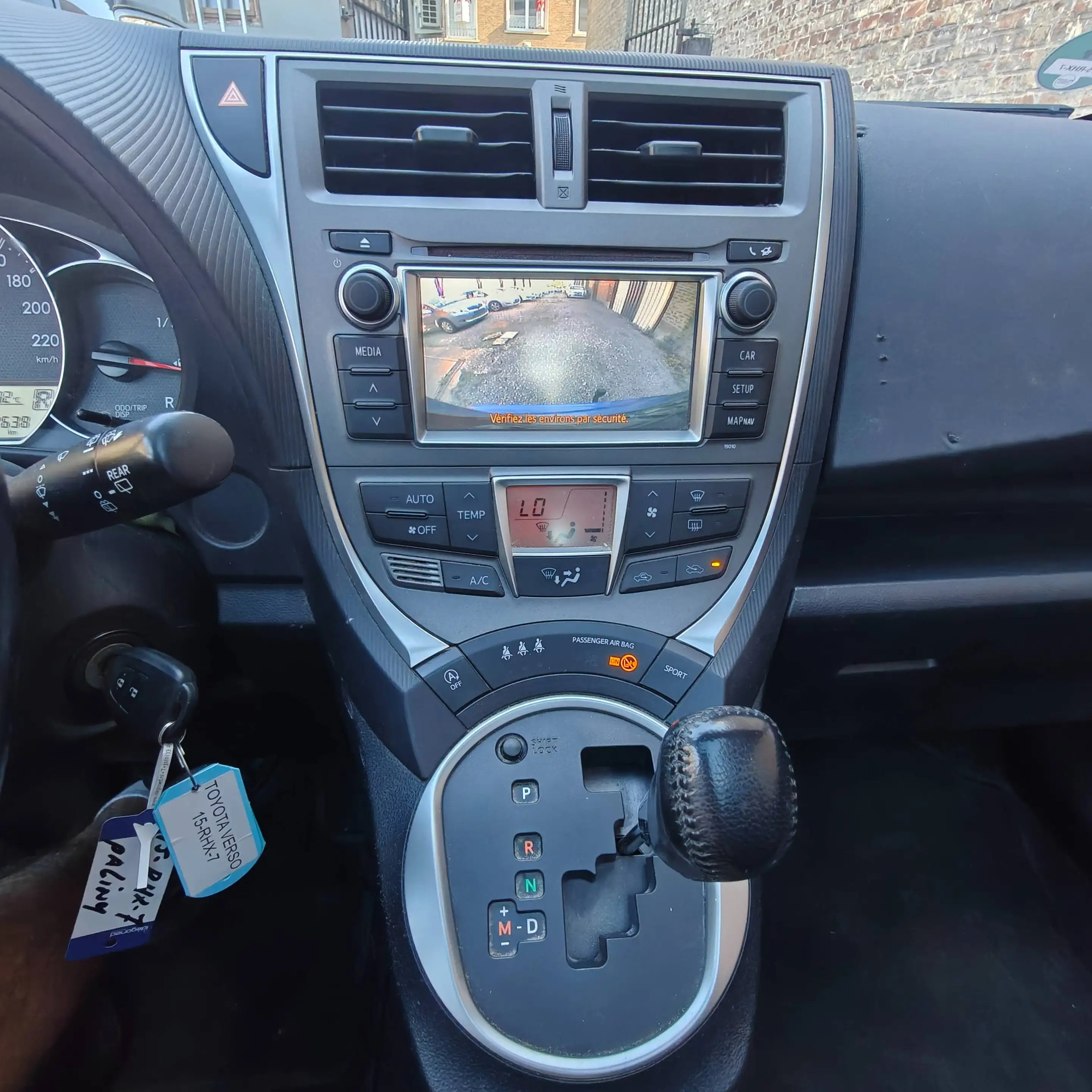Toyota Verso-S Verso S 1.33 VVT-i Sol Multidrive S — photo 9