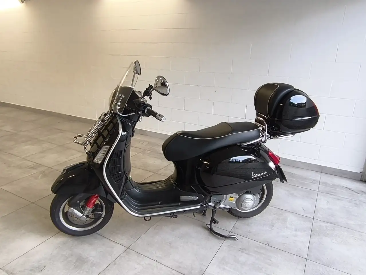 Vespa GTS Super Sport