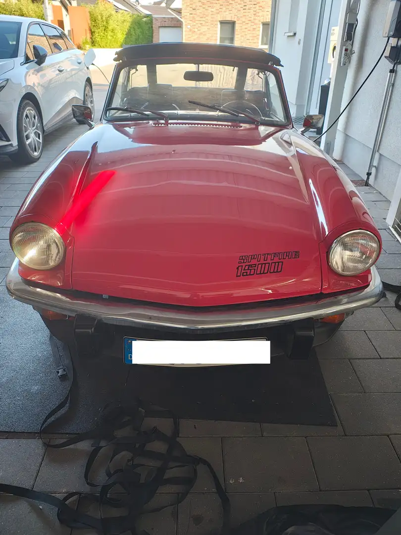 Triumph Spitfire 1500 Rot - 2