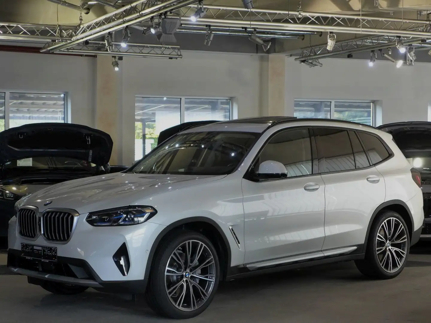 BMW X3 30d xDrive 360°,AHK,Laser,St-Heiz. NP:93.729 Blanc - 2