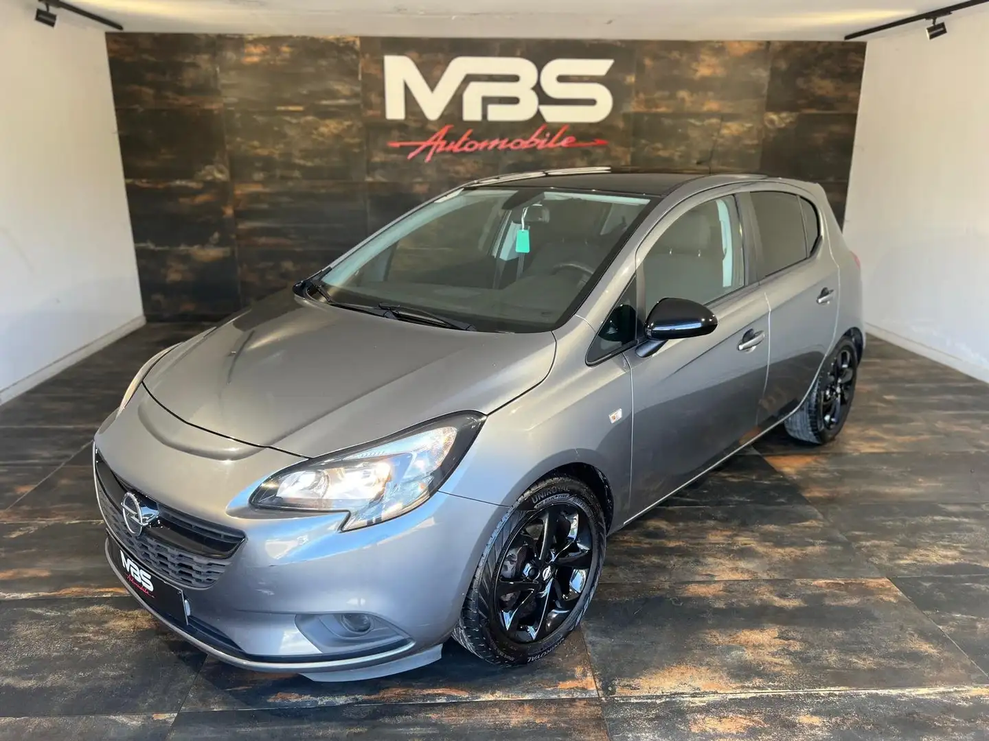 Opel Corsa 1.4i Black Edition * RADARS * CRUISE * CLIM * GPS Grijs - 2