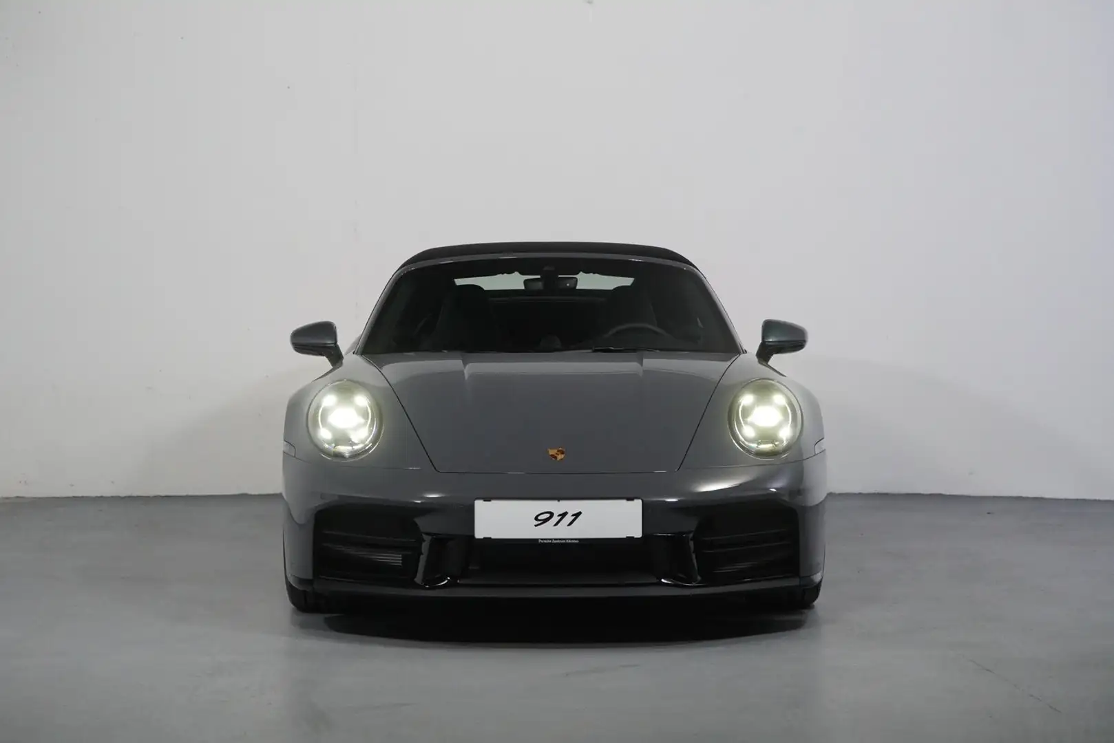 Porsche 911 Carrera T Cabriolet Grau - 2
