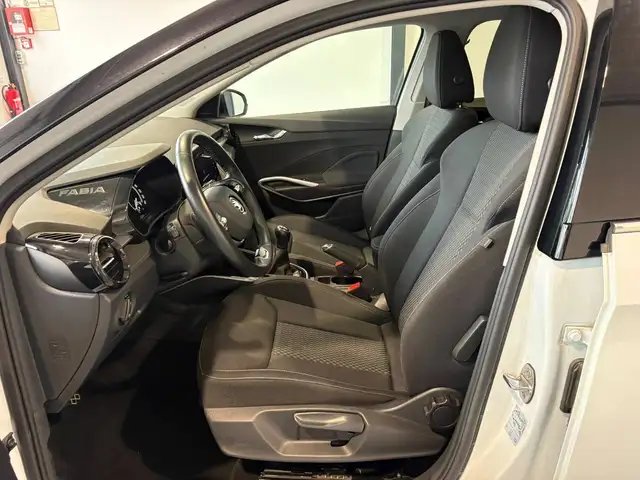 Skoda Fabia view 8