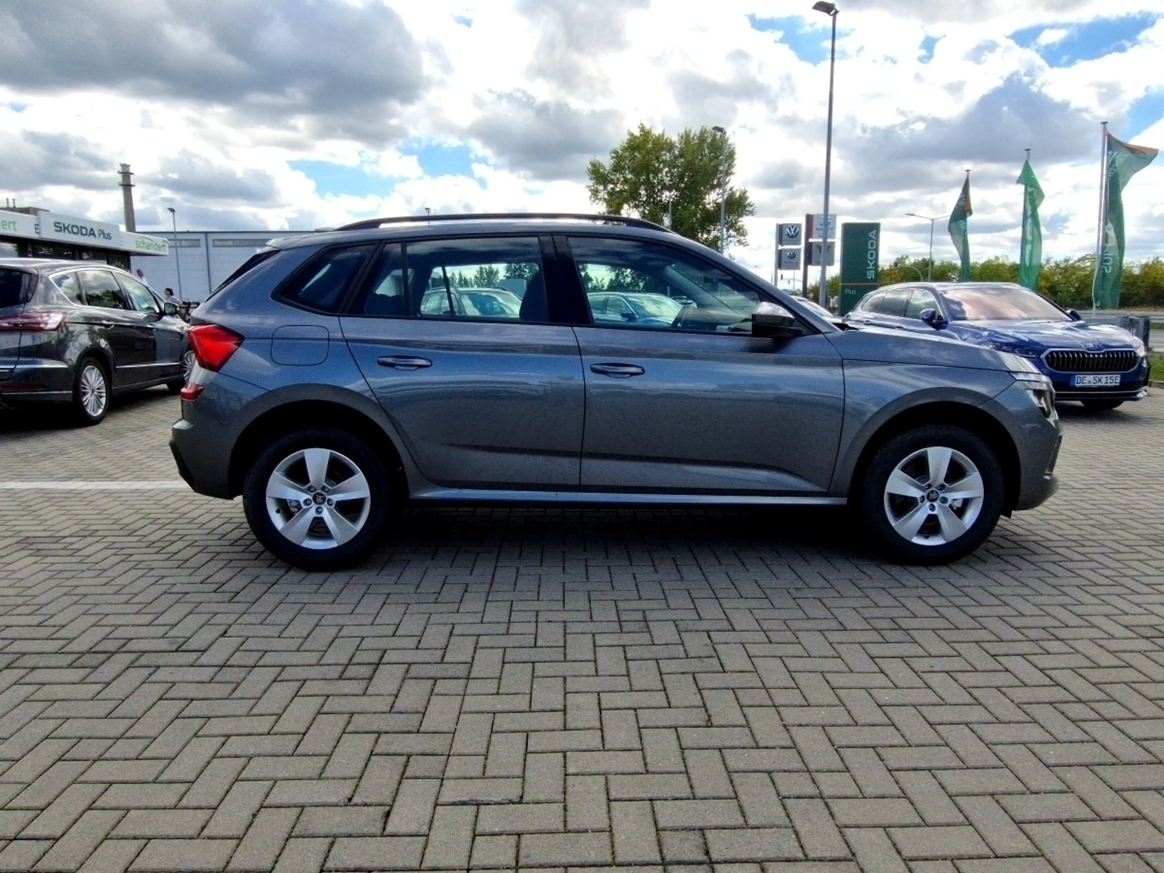 Skoda Kamiq 1.0 TSI Essence LED Klima Sitzheizung PDC — photo 6