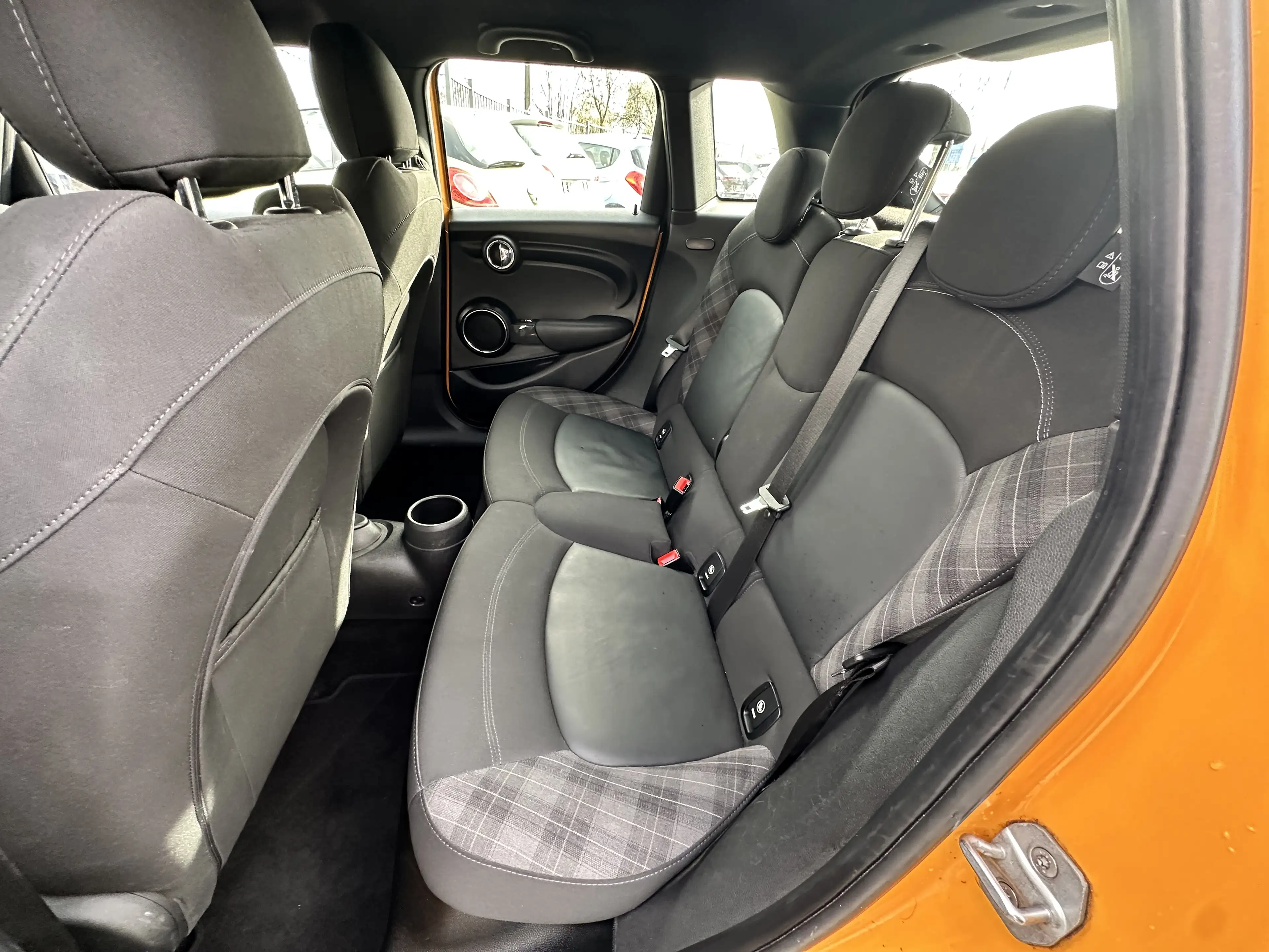 MINI Cooper D Mini 1.5 D Cooper — photo 13