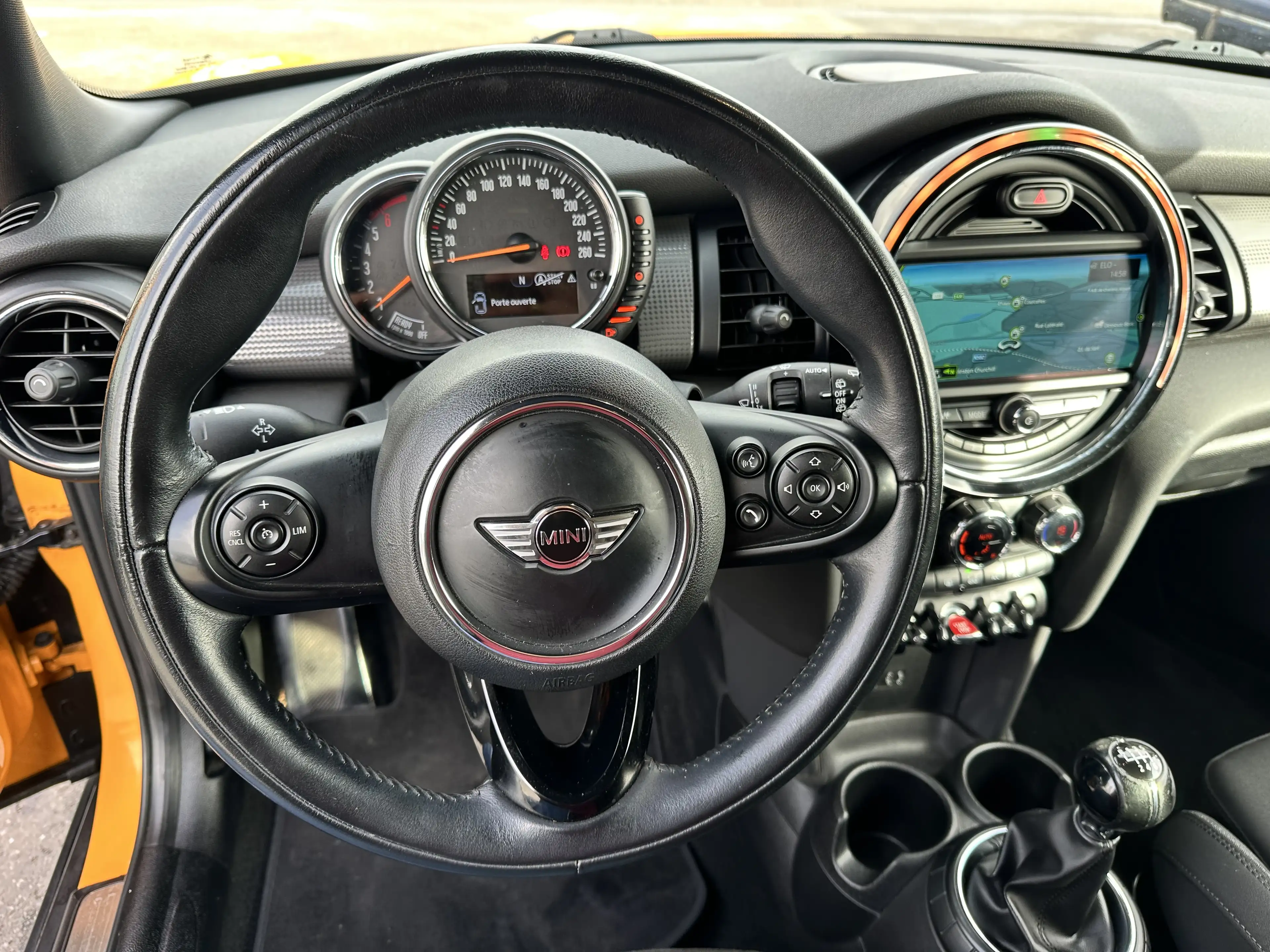 MINI Cooper D Mini 1.5 D Cooper — photo 7