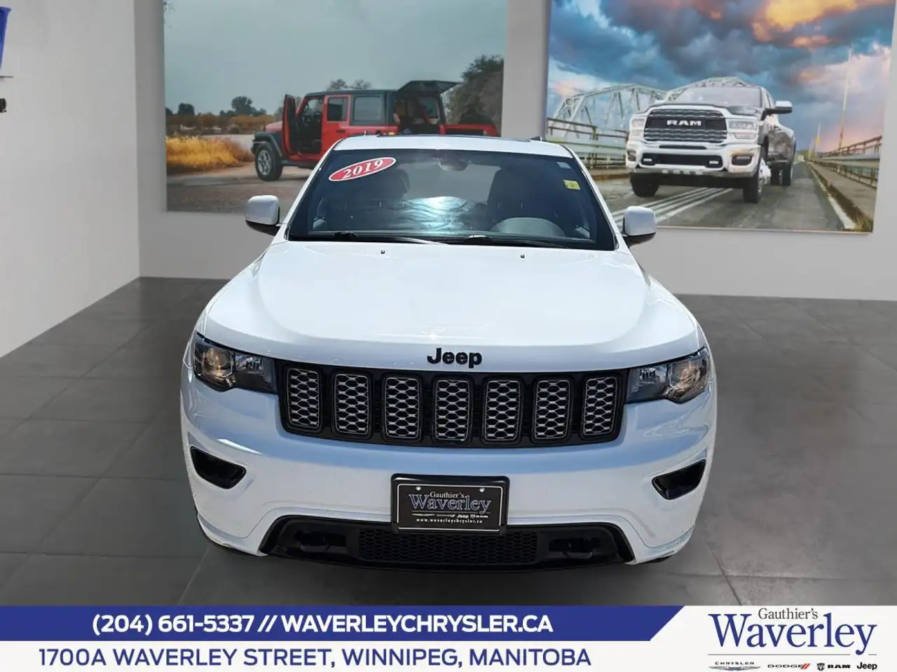Jeep Grand Cherokee photo Jeep Grand Cherokee