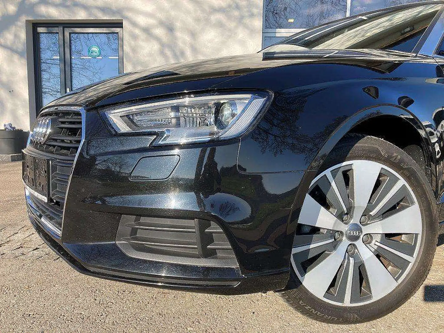 Audi A3 Cabriolet 2,0 TDI intense* NAV*SZH* Schwarz - 2
