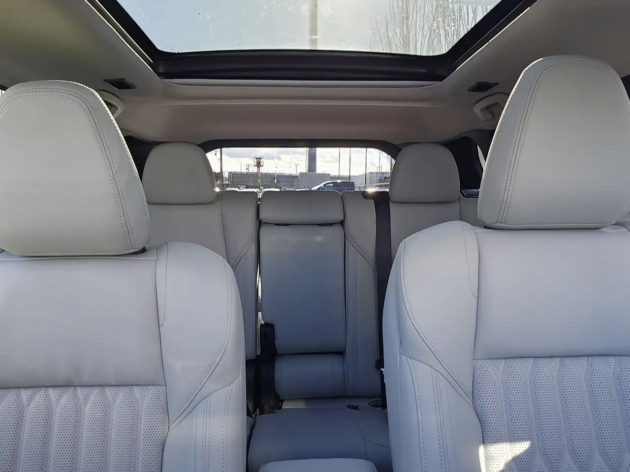 Mitsubishi Outlander снимка Mitsubishi Outlander