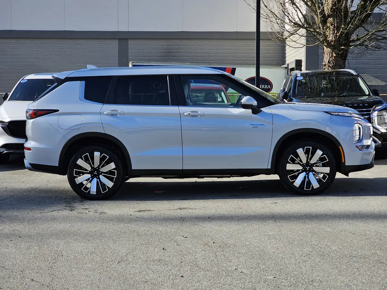 Mitsubishi Outlander снимка Mitsubishi Outlander