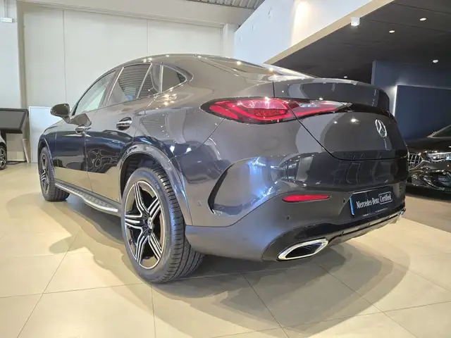 Mercedes-Benz GLC view 9