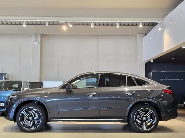 Mercedes-Benz GLC view 14