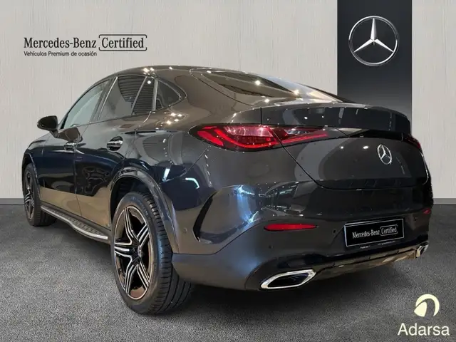 Mercedes-Benz GLC view 4