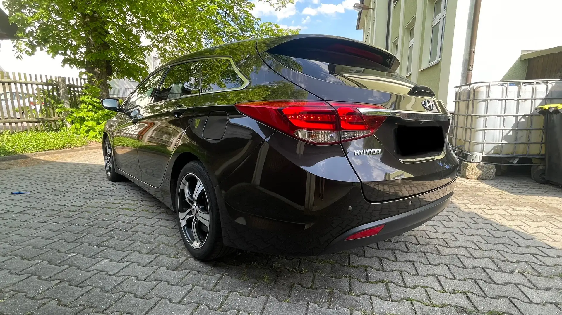 Hyundai i40 Kombi 1.7 CRDi DCT Premium smeđa - 1
