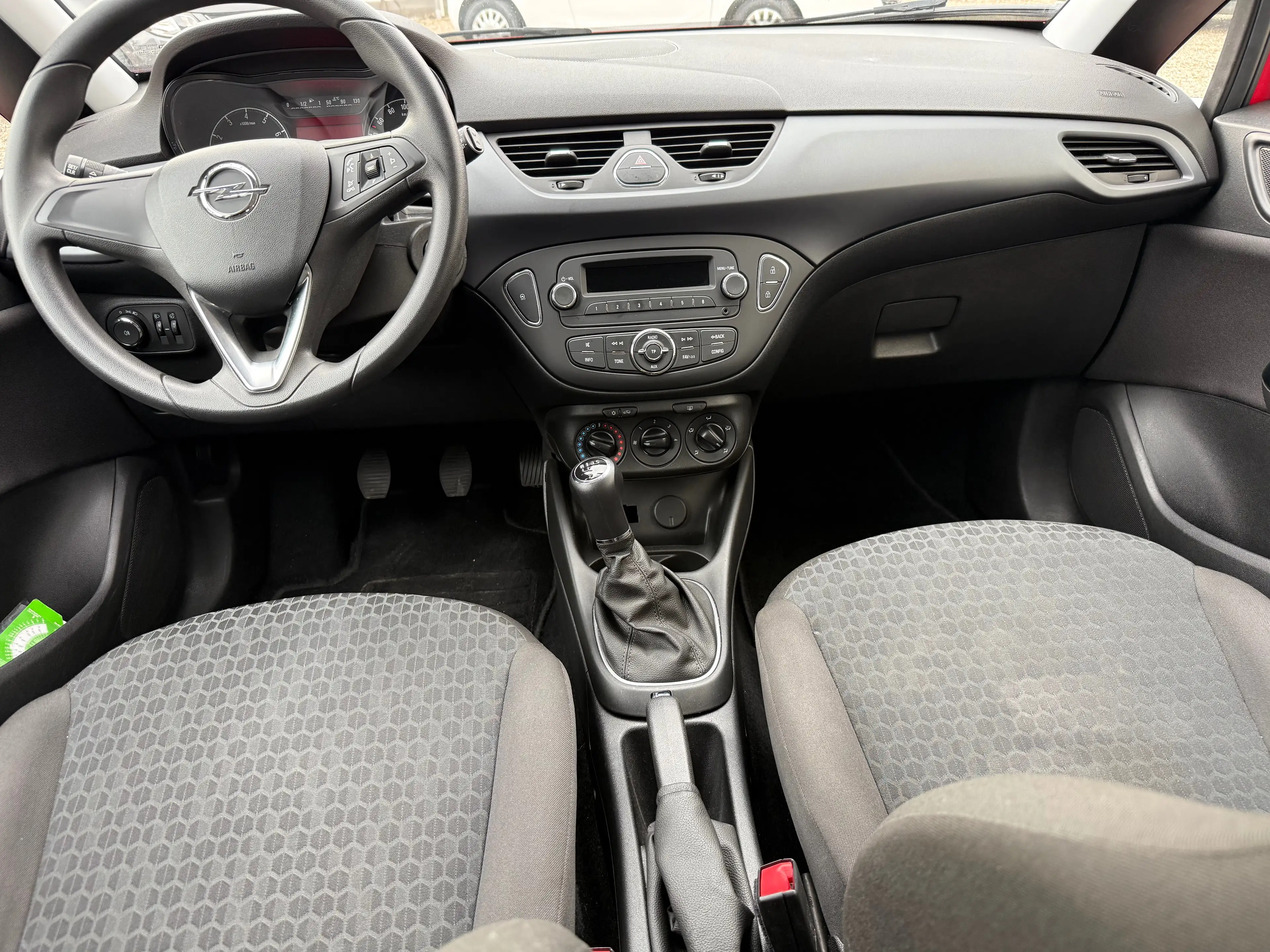 Opel Corsa-e — photo 4