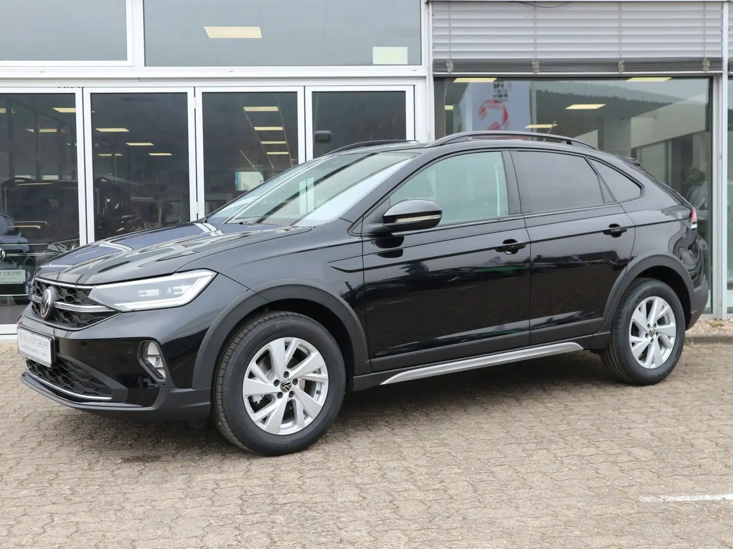 Volkswagen Taigo Life 1,0 TSI OPF (95 PS) 5-Gang *WINTERRÄD Schwarz - 2