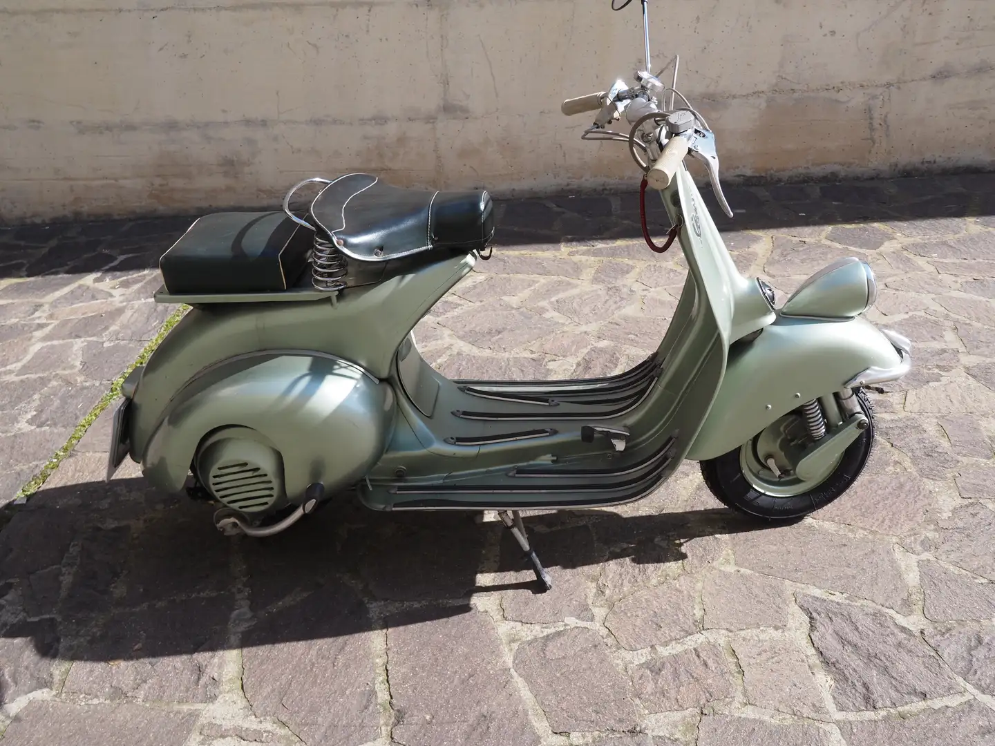 Vespa 125 faro basso VACANZE ROMANE Verde - 2