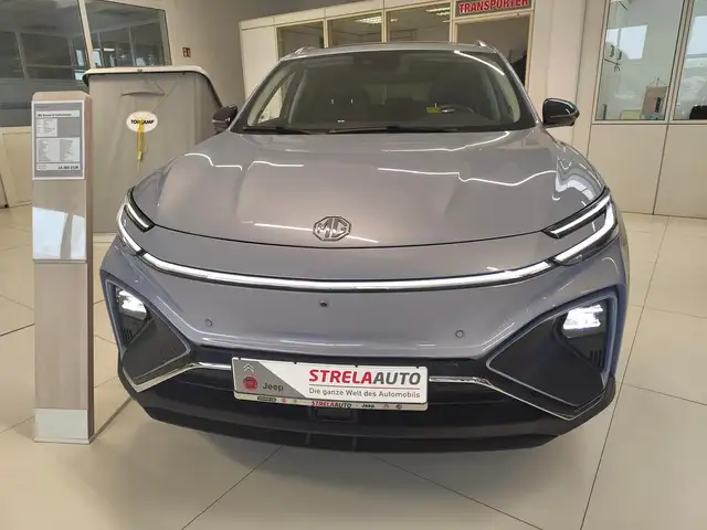 MG Marvel R Performance Bluetooth Navi LED Vollleder