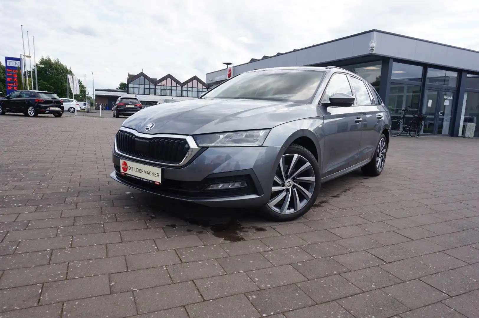 Skoda Octavia Combi Ambition AHK schwenkbar Gris - 1