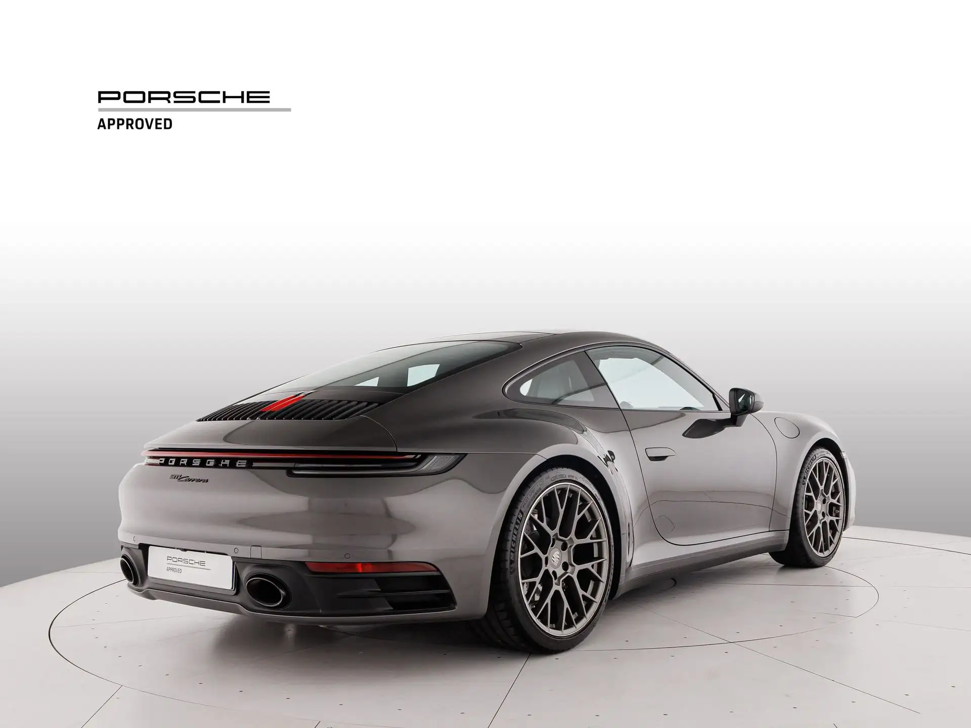 Porsche 911 2023 회색 사진 7