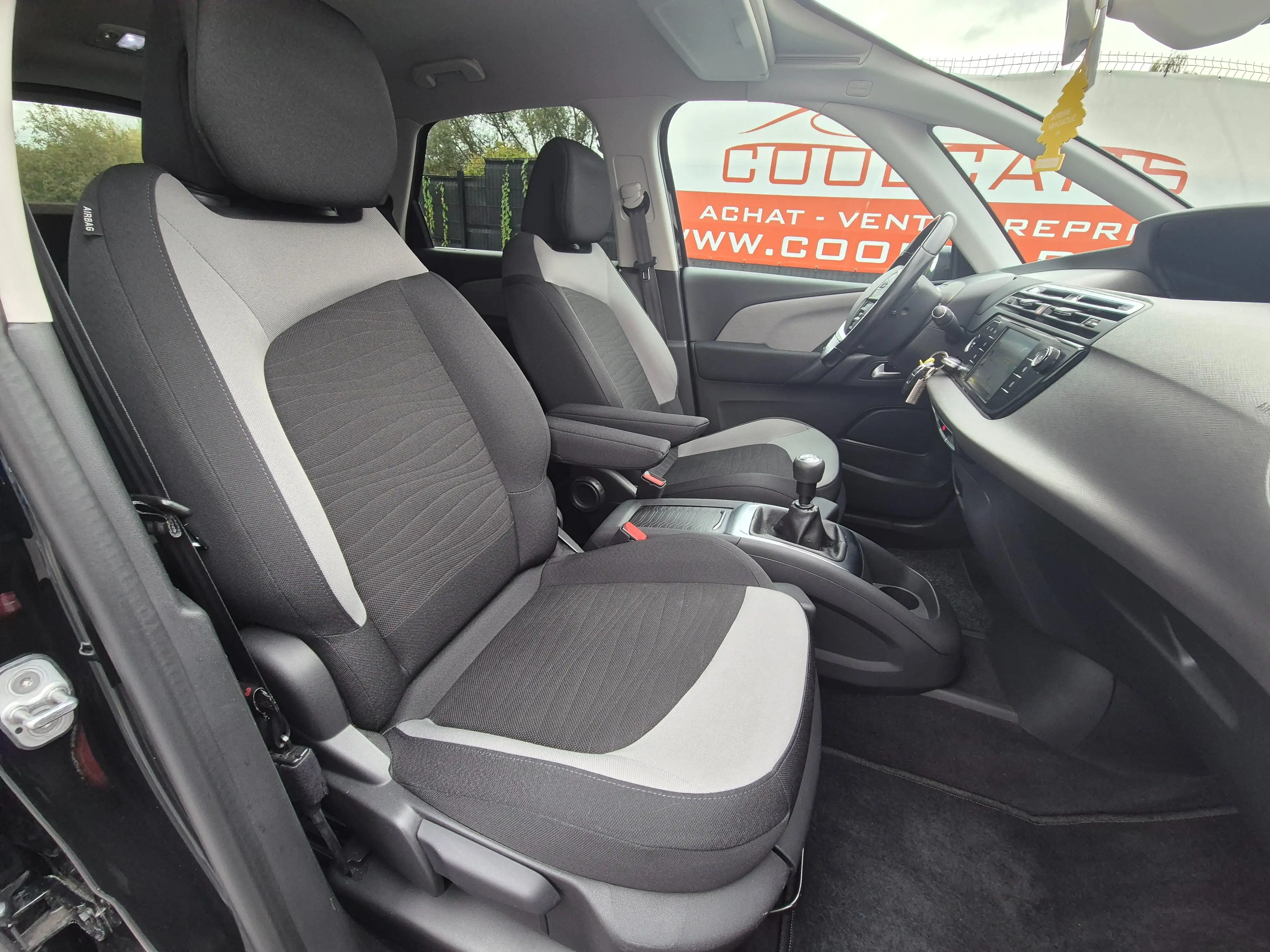 Citroen C4 Picasso 1.2 Exclusive -EU6 - GARANTIE 1AN - — photo 9