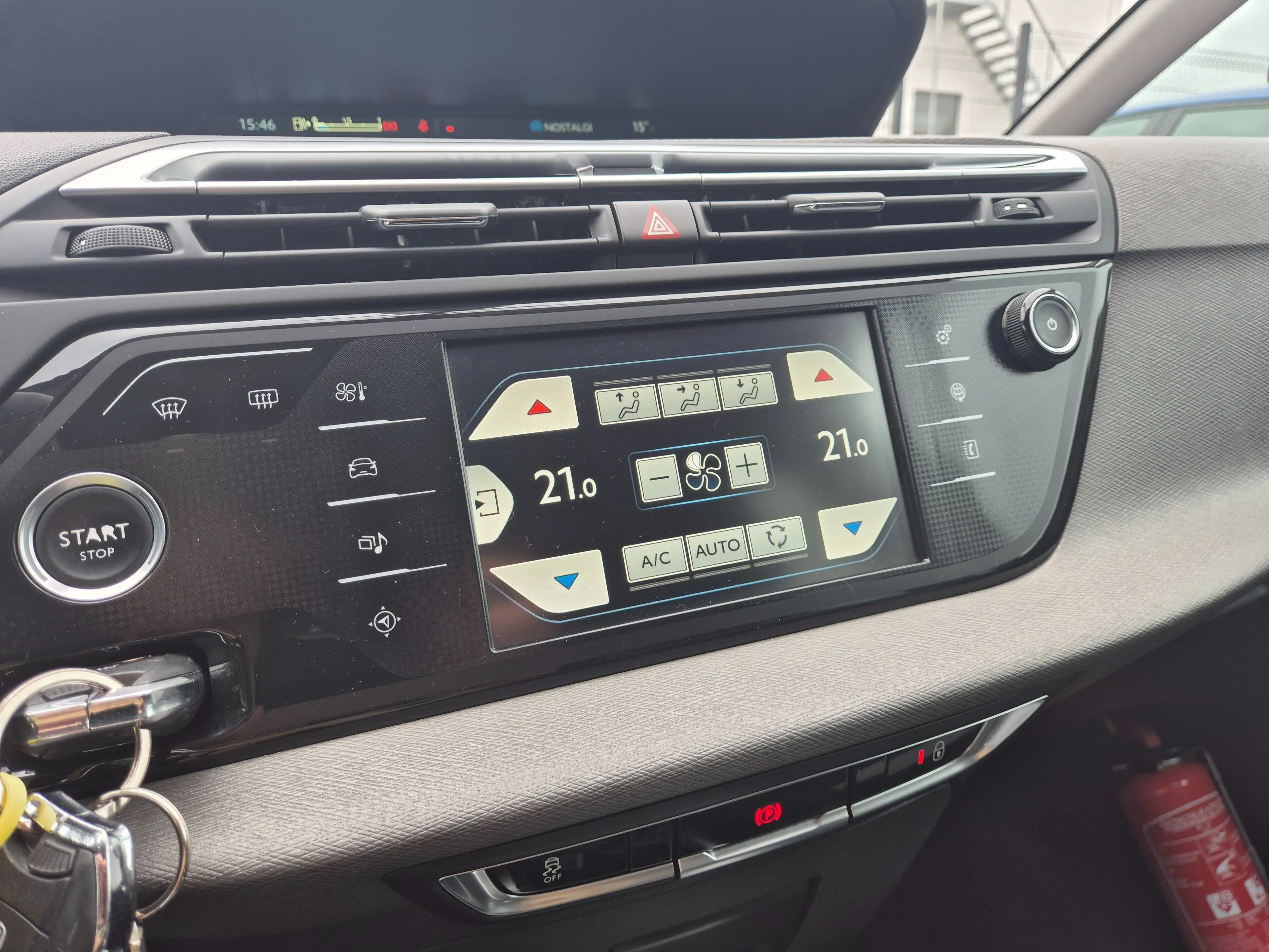 Citroen C4 Picasso 1.2 Exclusive -EU6 - GARANTIE 1AN - — photo 6